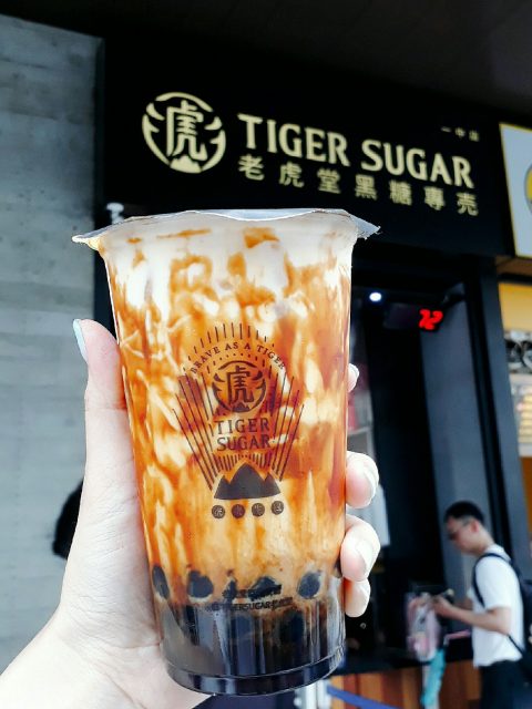 逛街吃美食模式ON！台中一中街人氣美食TOP 10，黑糖奶、創意冰淇淋必吃無誤！